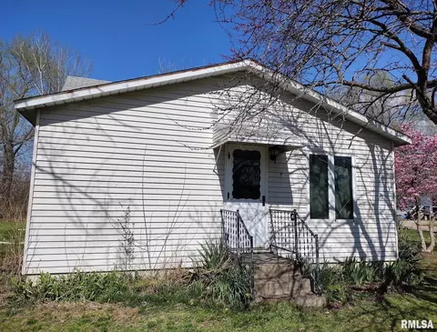 202 N Olive St, Bath, IL 62617 photo 3