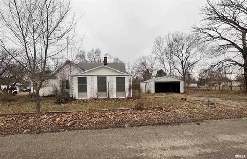 202 N Olive St, Bath, IL 62617 photo 4