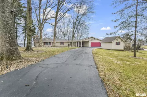 252 Maple Grove Ln, Springfield, IL 62712 photo 4