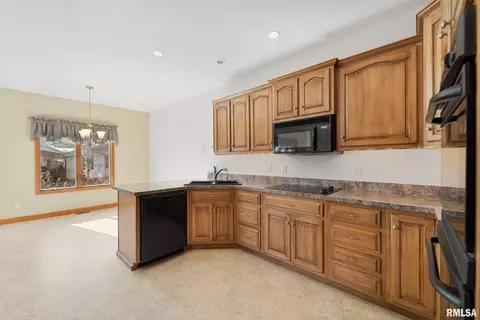 5304 Jaeger Dr, Springfield, IL 62711 photo 19
