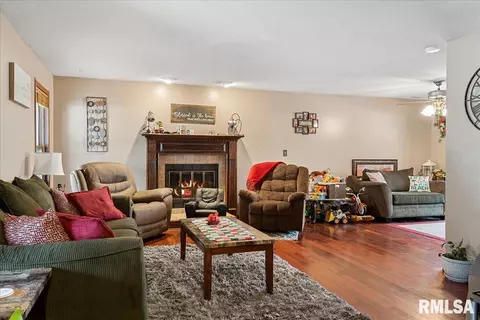 8116 Tack Ln, Springfield, IL 62712 photo 9
