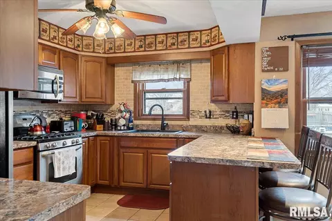 8116 Tack Ln, Springfield, IL 62712 photo 17