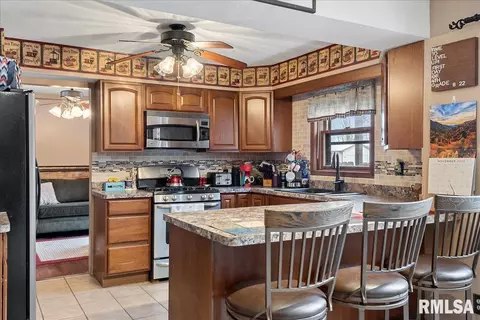 8116 Tack Ln, Springfield, IL 62712 photo 18
