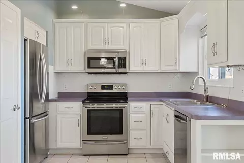 115 Springbrook Dr, Springfield, IL 62702 photo 13