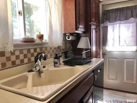 3306 S 1st St, Springfield, IL 62703 photo 6