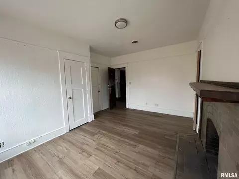 1620 S 6th St, Springfield, IL 62703 photo 17