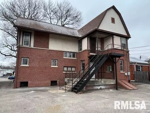 1620 S 6th St, Springfield, IL 62703 photo 4