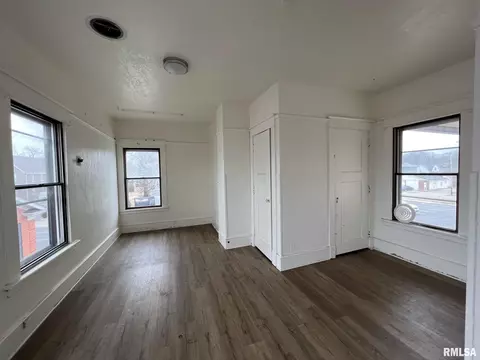 1620 S 6th St, Springfield, IL 62703 photo 10