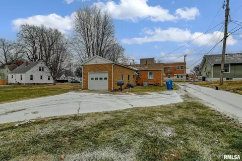821 Percy Ave, Springfield, IL 62702 photo 28