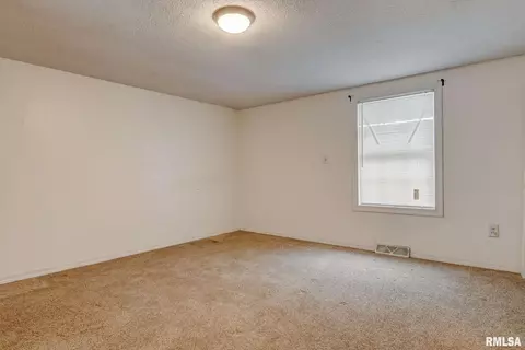 826 N Patton Ave, Springfield, IL 62702 photo 13