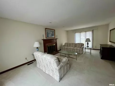 49 Red Fox Ct, Springfield, IL 62712 photo 8