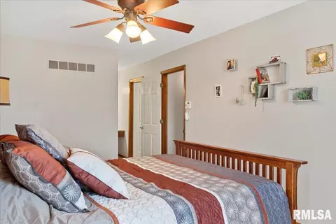 3300 Ellendale Dr, Springfield, IL 62704 photo 29