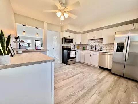 60 Locksley Ln, Springfield, IL 62704 photo 11