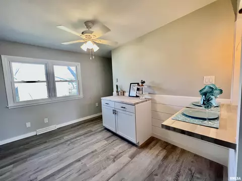 60 Locksley Ln, Springfield, IL 62704 photo 8