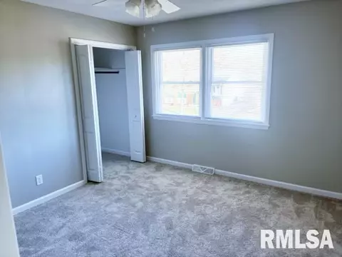 33 Foresters Ln, Springfield, IL 62704 photo 6