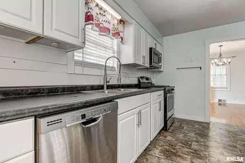 2017 7th St, Springfield, IL 62702 photo 10