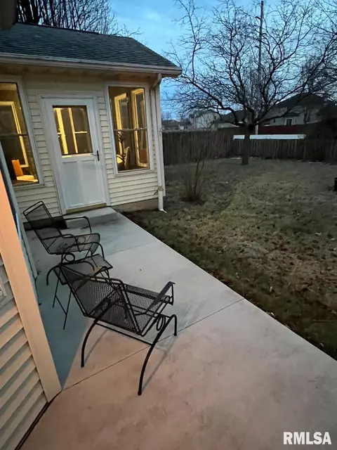 3518 Teakwood Dr, Springfield, IL 62712 photo 18