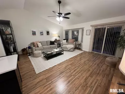 3518 Teakwood Dr, Springfield, IL 62712 photo 3