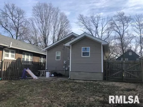 2009 S Spring St, Springfield, IL 62704 photo 3