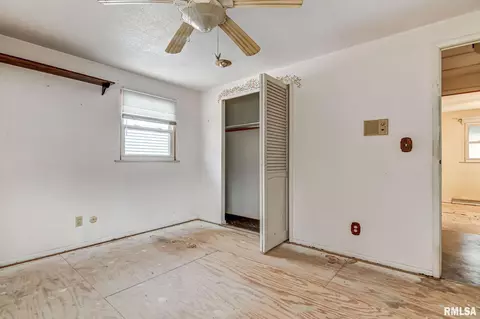 2428 Cahokia Dr, Springfield, IL 62702 photo 11
