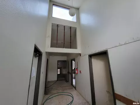 1500 W Enos Ave, Springfield, IL 62702 photo 10