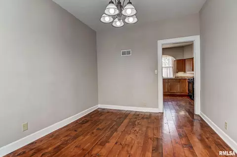 1633 Capitol Ave, Springfield, IL 62704 photo 8