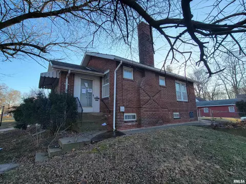 233 N Stephen Ave, Springfield, IL 62702 photo 1