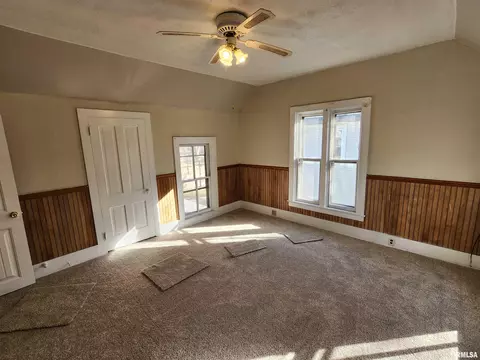 1035 N 6th St, Springfield, IL 62702 photo 24