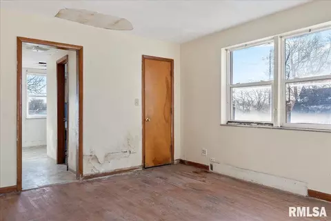 906 S 8th St, Springfield, IL 62703 photo 23