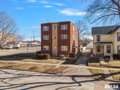 906 S 8th St, Springfield, IL 62703 photo 1