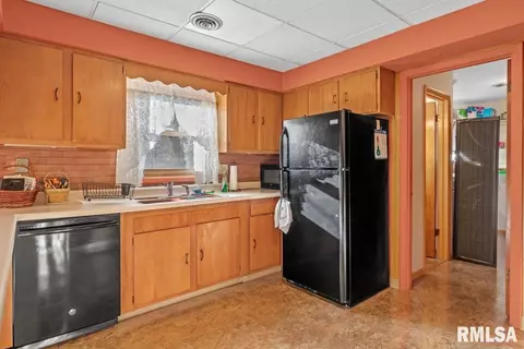 5 Lariat Dr, Springfield, IL 62702 photo 8