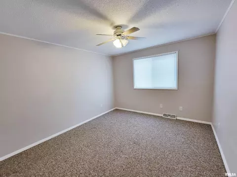 3008 Terra Ct, Springfield, IL 62707 photo 10
