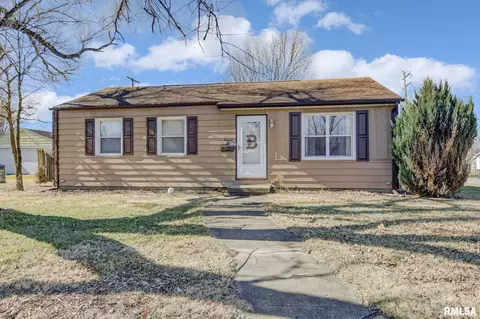 1311 Johnson Ln, Springfield, IL 62702 photo 1