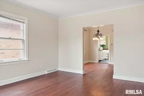 2004 S State St, Springfield, IL 62704 photo 5