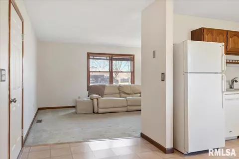 5241 Carlton Dr, Springfield, IL 62712 photo 14