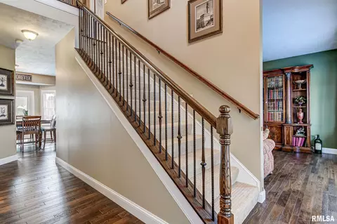 6508 Winterberry Ln, Springfield, IL 62712 photo 2