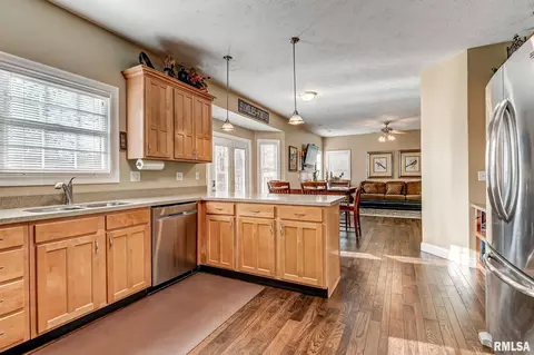 6508 Winterberry Ln, Springfield, IL 62712 photo 13