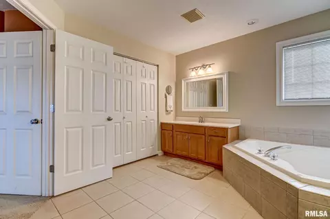 6508 Winterberry Ln, Springfield, IL 62712 photo 24