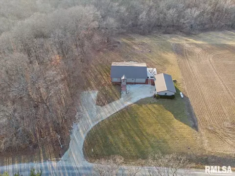 607 Stewart Rd, Franklin, IL 62638 photo 5