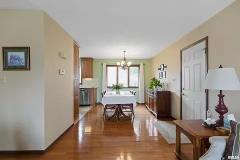 90 Sidener Ln, Springfield, IL 62707 photo 5