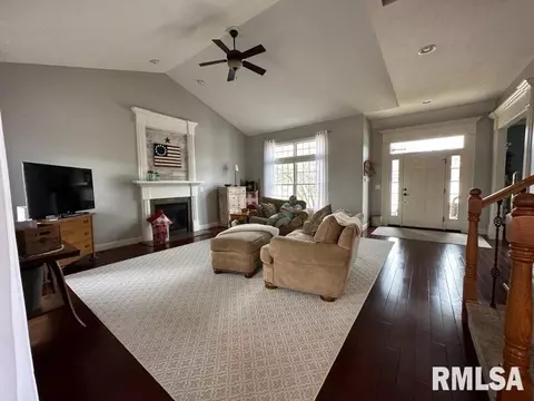 1617 Hoechester Rd, Springfield, IL 62712 photo 3