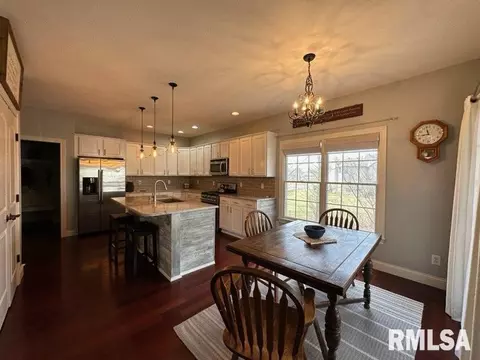 1617 Hoechester Rd, Springfield, IL 62712 photo 5