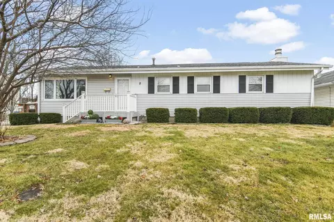 8 St Marys Ct, Springfield, IL 62702 photo 1