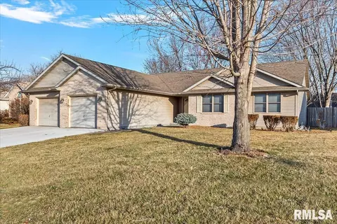 3709 Bergamot Dr, Springfield, IL 62712 photo 2