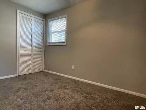 3233 Warner Dr, Springfield, IL 62703 photo 12