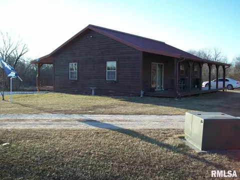 1120 Mcglaughlin Rd, Bluffs, IL 62621 photo 2