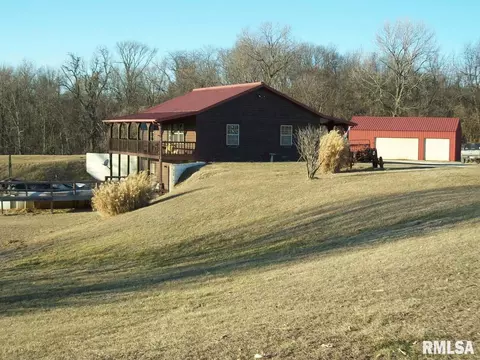 1120 Mcglaughlin Rd, Bluffs, IL 62621 photo 1