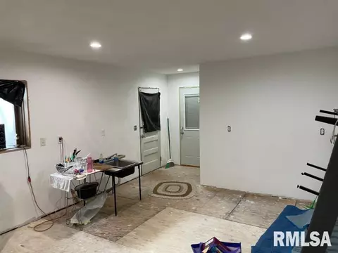 200 N Pear St, Topeka, IL 61567 photo 12