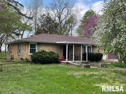 200 N Pear St, Topeka, IL 61567 photo 3