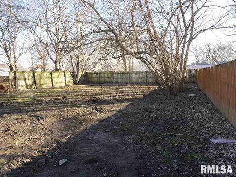 614 W Calhoun Ave, Springfield, IL 62702 photo 7